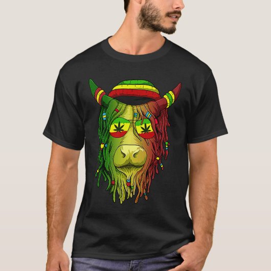 Rasta Scottish Highland Cow  Scottish Stoner Cow T-shirt (Voorkant)