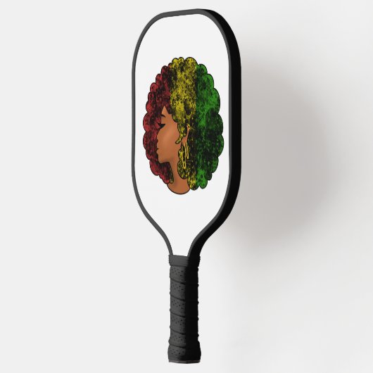 Rasta zwart meisje vrouw afro rood geel groen pickleball paddle (Links)