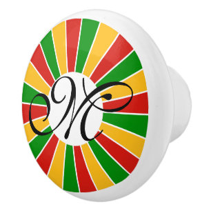 RASTAFARI FLAG BUTTON RAYS + uw teken of monogram Keramische Knop