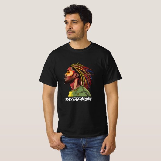 Rastafari met kleurrijk Dreadlock haar T-shirt (Voorkant volledig)
