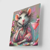  rat dame met een martini overweegt vierkante klok (Hoek)