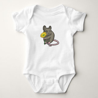 Rat met gele ventilator romper