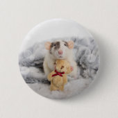 Rat met Teddy Bear Button (Voorkant)