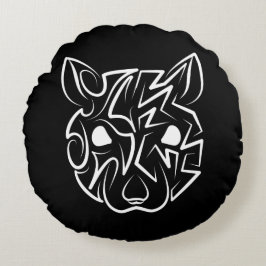 Rat met zwarte en witte tribale rond kussen