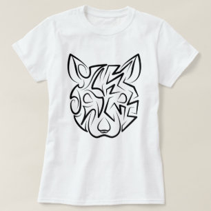 Rat met zwarte en witte tribale t-shirt