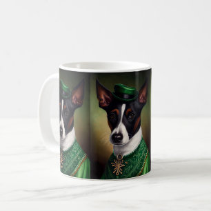 Rat Terrier-hond in St. Patrick's Day-jurk Koffiemok