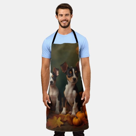 Rat Terrier Puppy Herfst Delight Pompoen Schort (Gedragen)