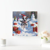 Rattenterriër loopt in de sneeuw met kerst Pet Vierkante Klok (Huis)