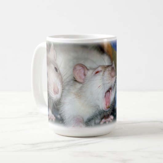 Rattie, ik wil NU mijn koffie! Koffiemok (Voorkant links)