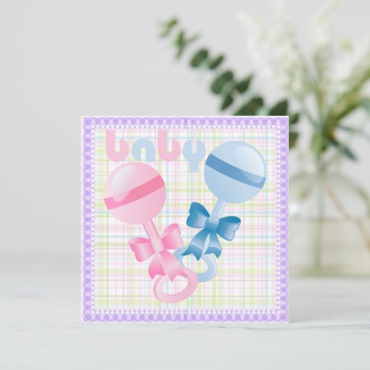 Rattles Baby Gender Reveal Party Invitation Kaart (Staand voorkant)