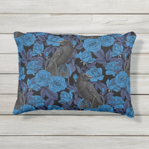 Raven en blauwe rozen buitenkussen