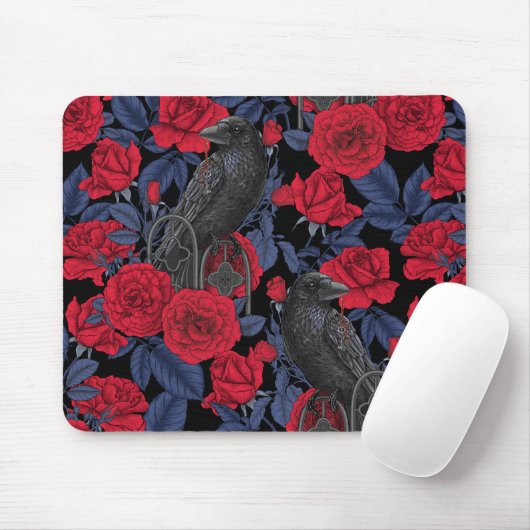 Raven en rozen met donkerblauwe bladeren muismat (Met muis)