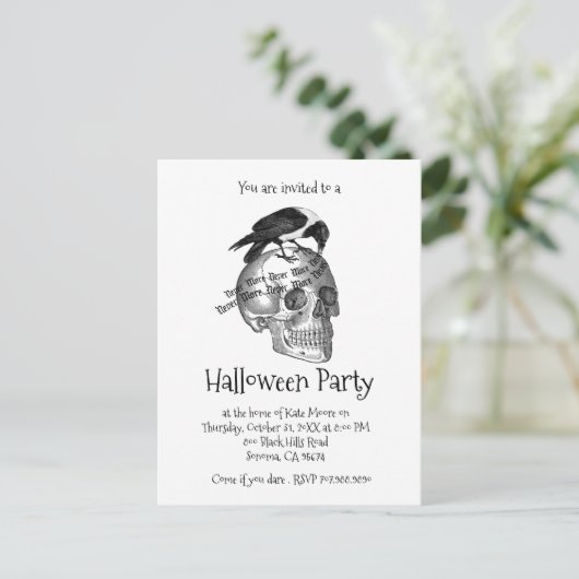 Raven en schedel nooit meer halloween party uitnodiging briefkaart (Staand voorkant)