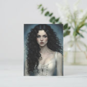 Raven haired schoonheid briefkaart (Staand voorkant)