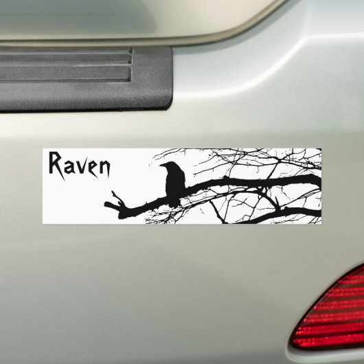 Raven op de boom bumpersticker (Op auto)