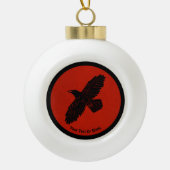 Raven op rood keramische bal ornament (Voorkant)