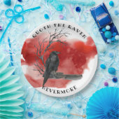 Raven op vertakkingsrode achtergrond papieren bordje (Feest)