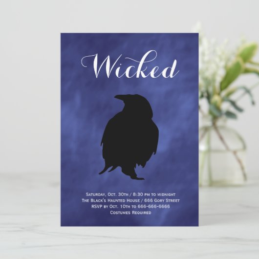 Raven over Paarse uitnodiging voor Haze Halloween (Staand voorkant)