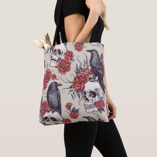 Raven, schedels en bloemen tote bag (Dichtbij)