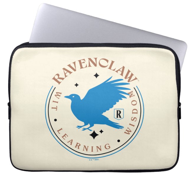 RAVENCLAW™ Blue Eagle House Pride Badge Laptop Sleeve (Voorkant)