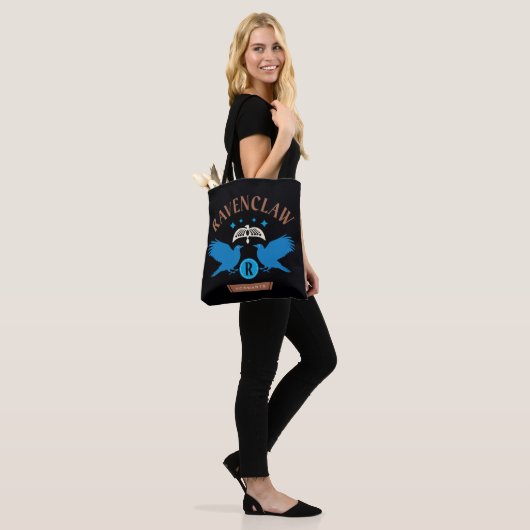 RAVENCLAW™ House Double Eagle Diadeem Graphic Tote Bag (Op model)