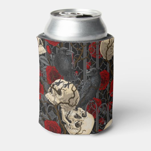 Ravens geheim. Donkere en humeurige gotische illus Blikjeskoeler (Blikje Achterkant)