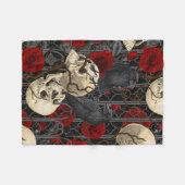 Ravens geheim. Donkere en humeurige gotische illus Fleece Deken (Voorkant (Horizontaal))