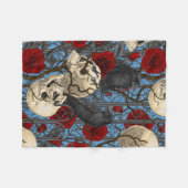 Ravens geheim. Donkere en humeurige gotische illus Fleece Deken (Voorkant (Horizontaal))