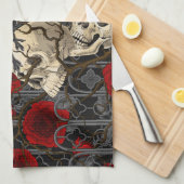 Ravens geheim. Donkere en humeurige gotische illus Theedoek (Quarter Fold)