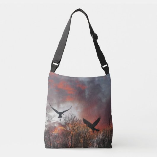 Ravens in Motion Crossbody Tas (Voorkant)