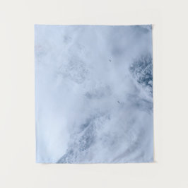 Ravens, sneeuwbergen en wolken wandkleed