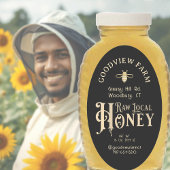 Raw Local Honey Custom Label met Bijen op Zwart