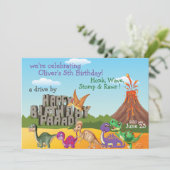 Rawr Dino DriveBy Happy Birthday Parade Uitnodigin Kaart (Staand voorkant)