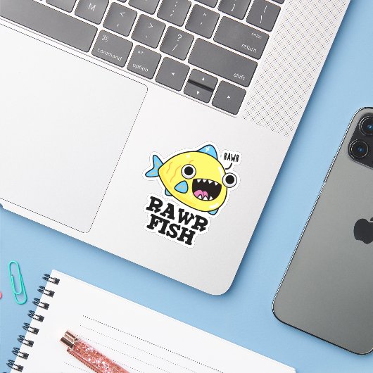 Rawr Fish Funny Animal Pun Sticker (Laptop met iPhone)
