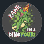 Rawr ik ben een Dinofour 4th Birthday Dinosaur Ronde Sticker<br><div class="desc">Eerder ben ik een Dinofour T Rex Dinosaur 4th Birthday Party Boys design Classic Round Sticker Classic Collectie.</div>