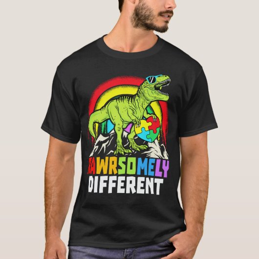 Rawrsomally Different Dinosaur Autism Awareness T-shirt (Voorkant)