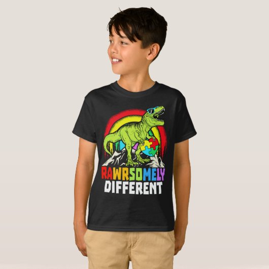 Rawrsomally Different Dinosaur Autism Awareness T-shirt (Voorkant volledig)
