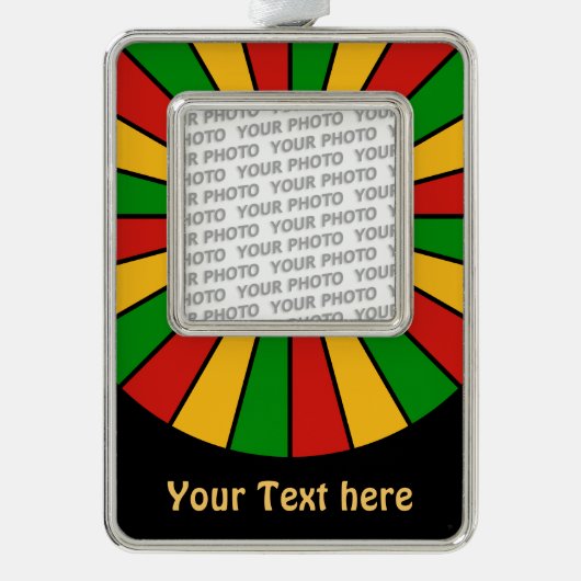 RAYS RASTAFARI FLAG BUTTON + uw foto en tekst Verzilverd Omlijst Ornament (Voorkant)