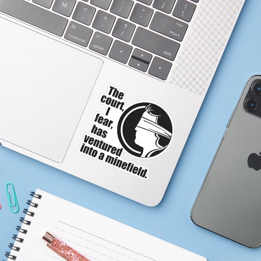 RBG Quote Sticker (Laptop met iPhone)
