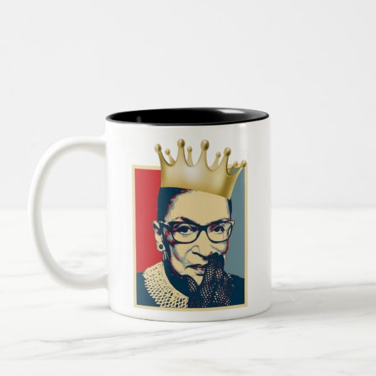 RBG (Ruth Bader Ginsburg) Tweekleurige Koffiemok (Links)