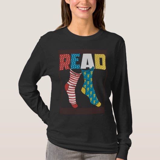 Read Books Wacky Socks Reading Teacher Book Nerds T-shirt (Voorkant)