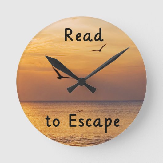 Read to Escape Wall Clock | Book Lover Quote Ronde Klok (Voorkant)