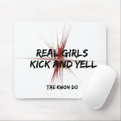 Real Girls Kick en Yell Taekwondo Muismat (Met muis)