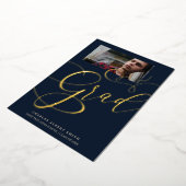 Real Golden & Navy Modern Typography Afstudeerder  Folie Uitnodiging (Gedraaid)