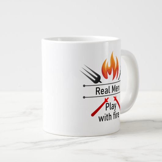 Real Mannen Play met Fire Fun BBQ Quote Mok (Voorkant rechts)