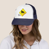 Real Mannen Ride Horses - Trucker Hat Trucker Pet (In situ)