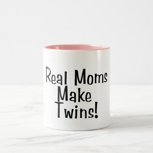 Real Moms maken Twins Tweekleurige Koffiemok (Center)