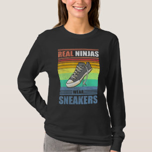 Real Ninjas Draag Sneakers schoen Casual voet T-shirt