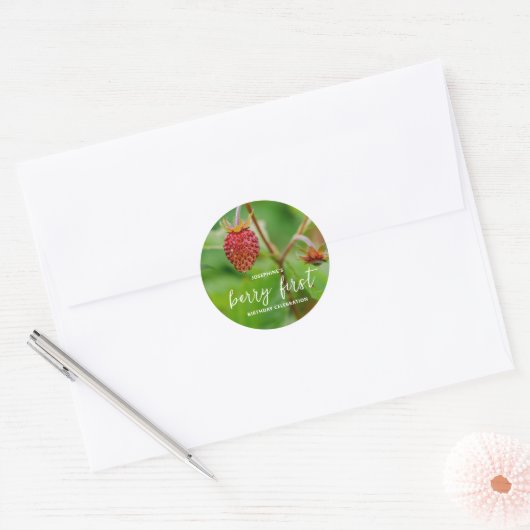 Real Red Strawberry Photo Berry First Birthday Ronde Sticker (Envelop)