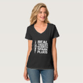 Real Trucks Dont Have Spark Plugs Diesel Mechanic T-shirt (Voorkant volledig)